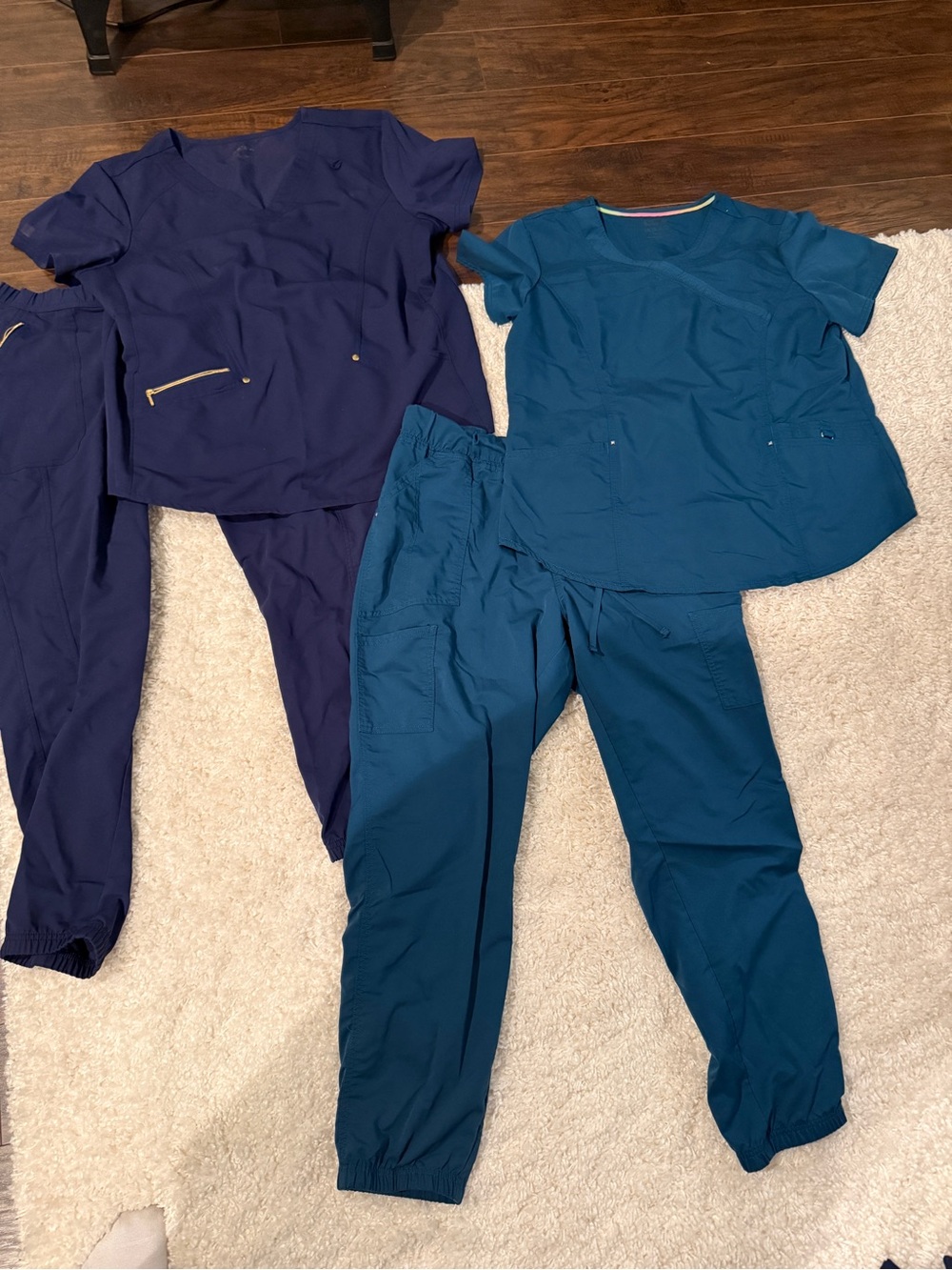 Women's Two-Piece Scrub Set - Teal and Navy